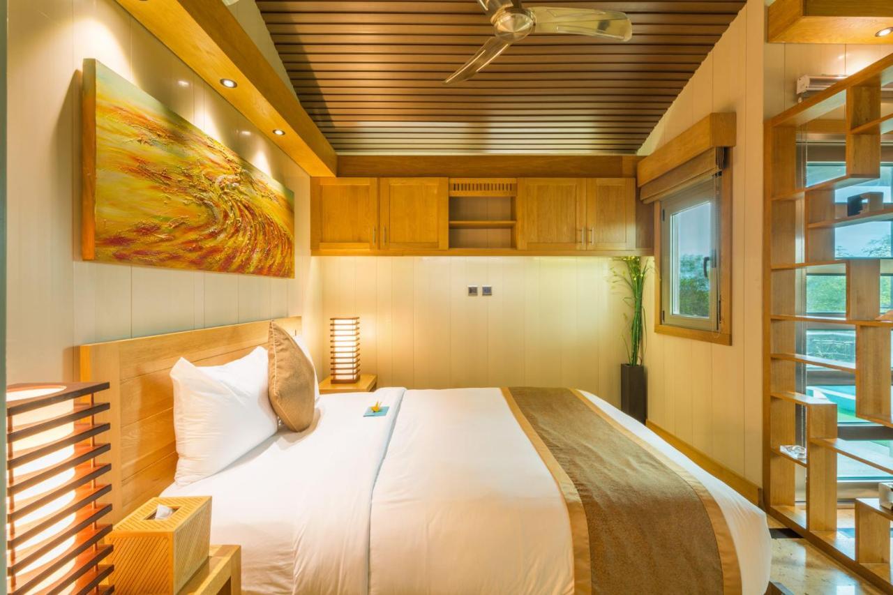One On Marlin Resort (Adults Only) Turtle Cove Экстерьер фото